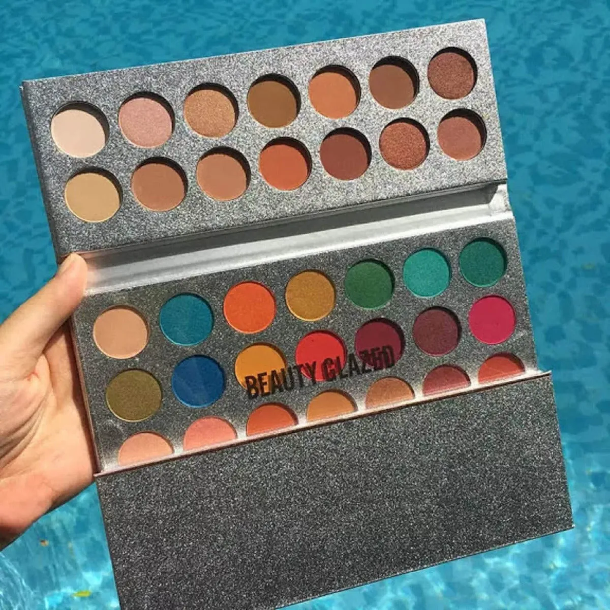 63 Colors Gorgeous Me Eyeshadow Palette