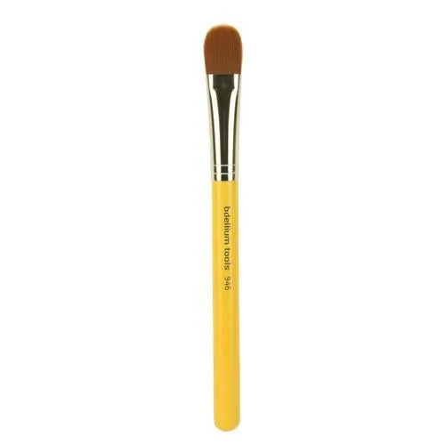 Bdellium Studio Face 946: Firm Foundation Brush