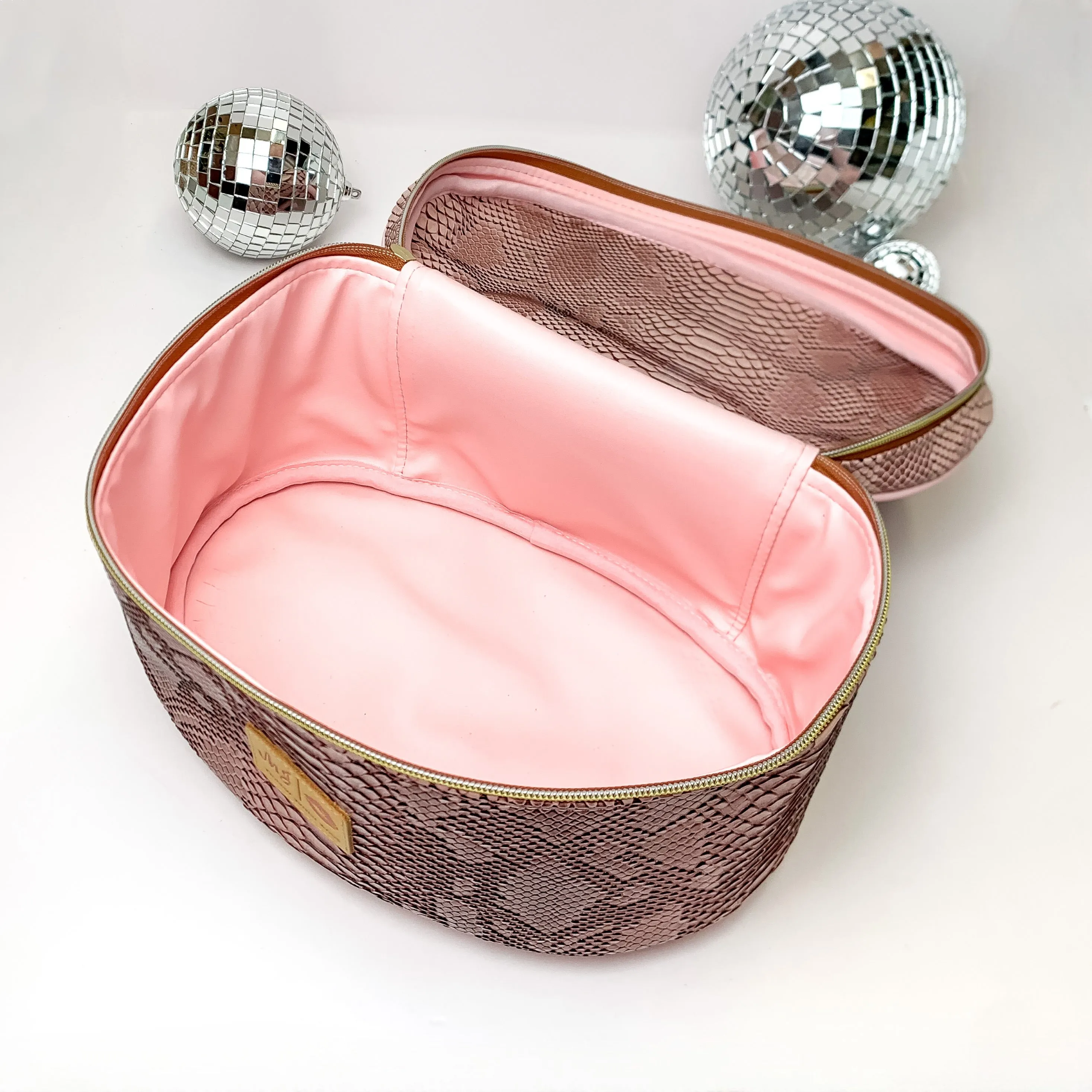 Makeup Junkie | Large Copperazzi Train Case in Dusty Pink Snake Print