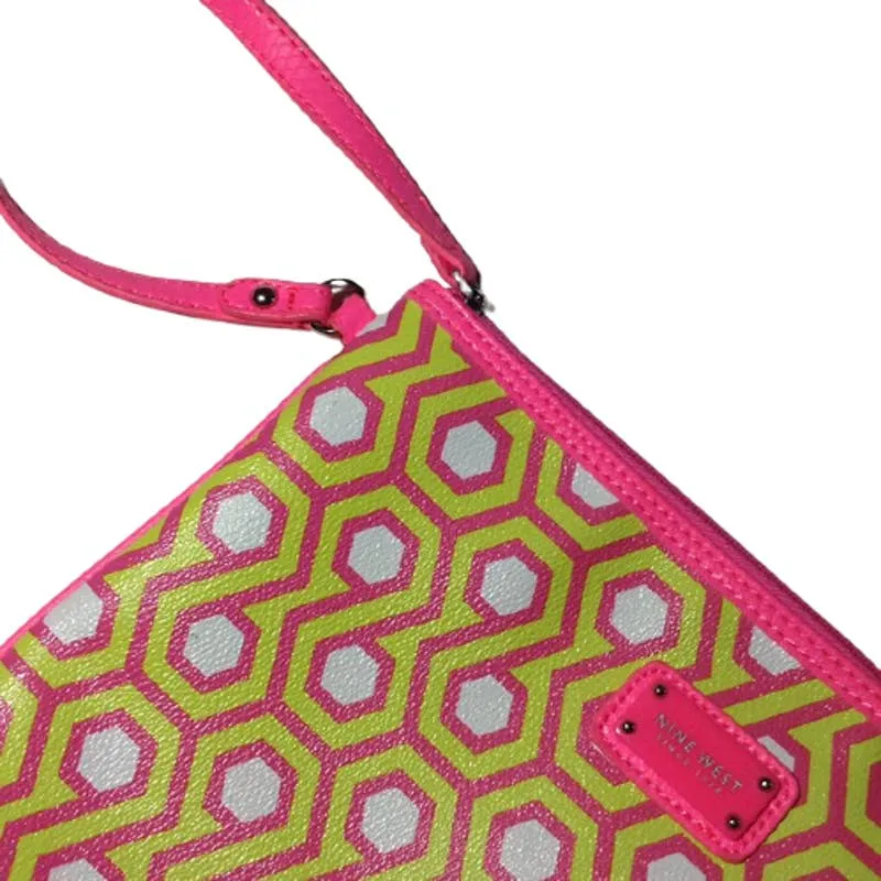 NINE WEST Pink Can't Stop Wristlet Makeup