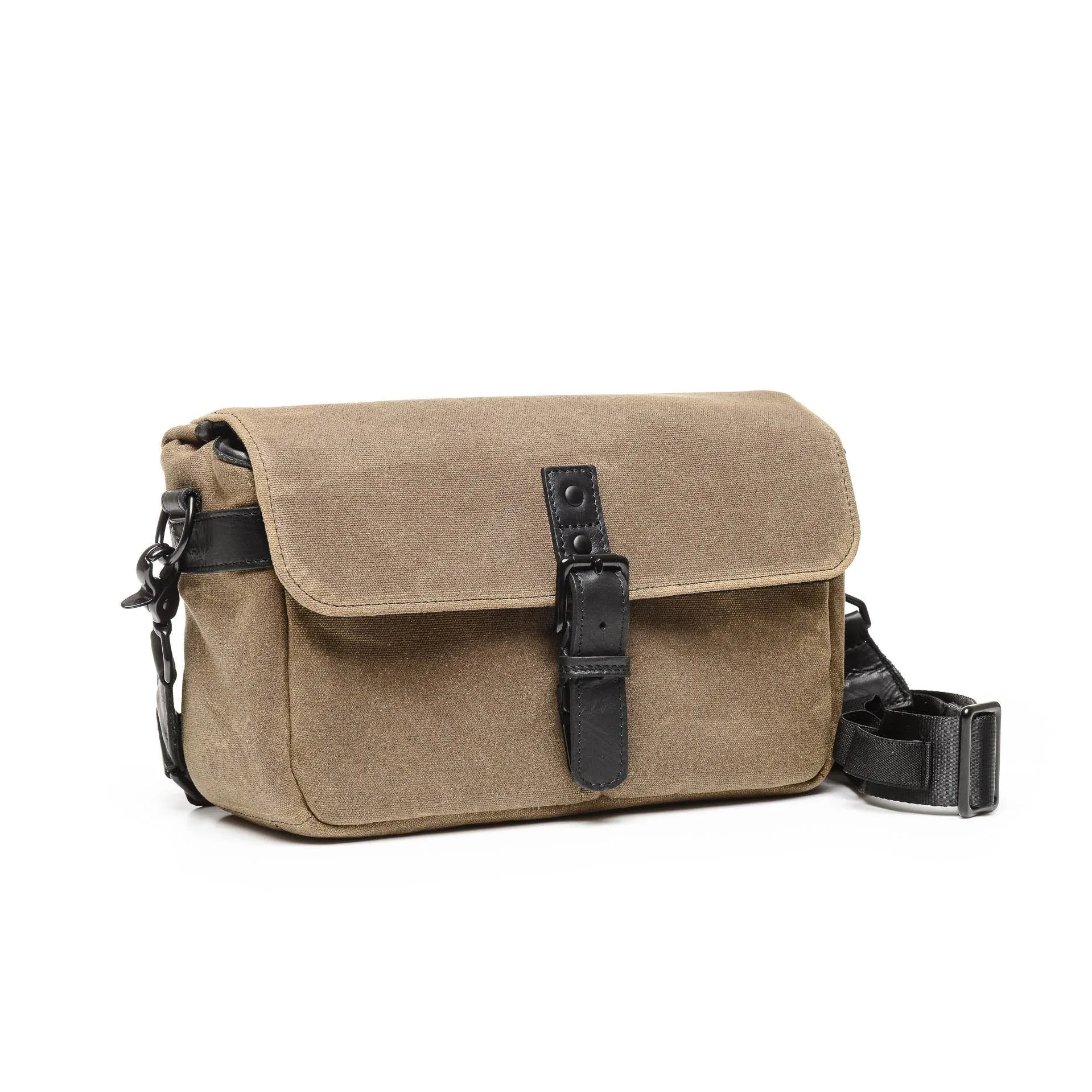 ONA x Japan Camera Hunter Bowery Camera Bag (Field Tan / Black)