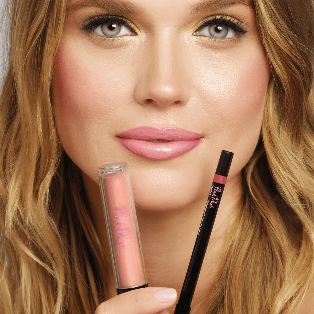 Piercing Eyes and Pinker Lips Makeup Kit