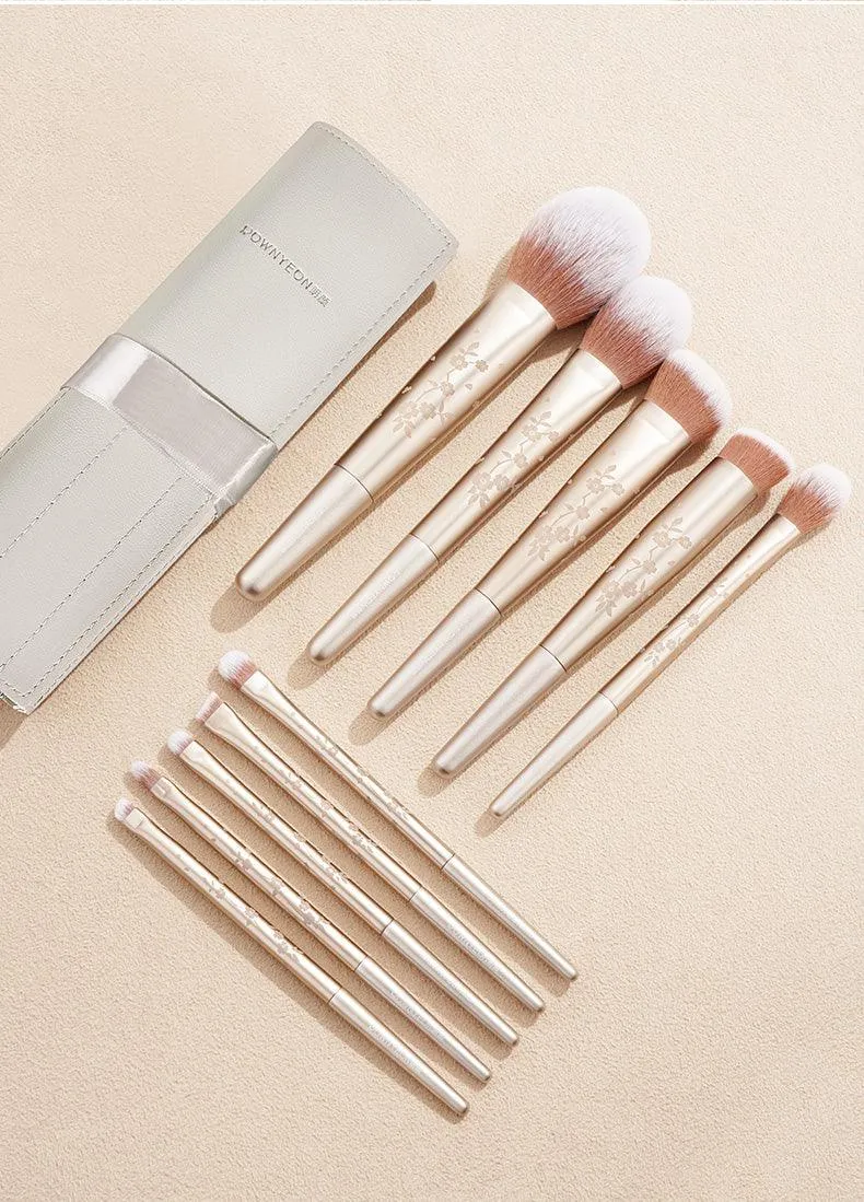 Rownyeon Hidden Fragrance Portable Makeup Brush 10-in-Set RY007